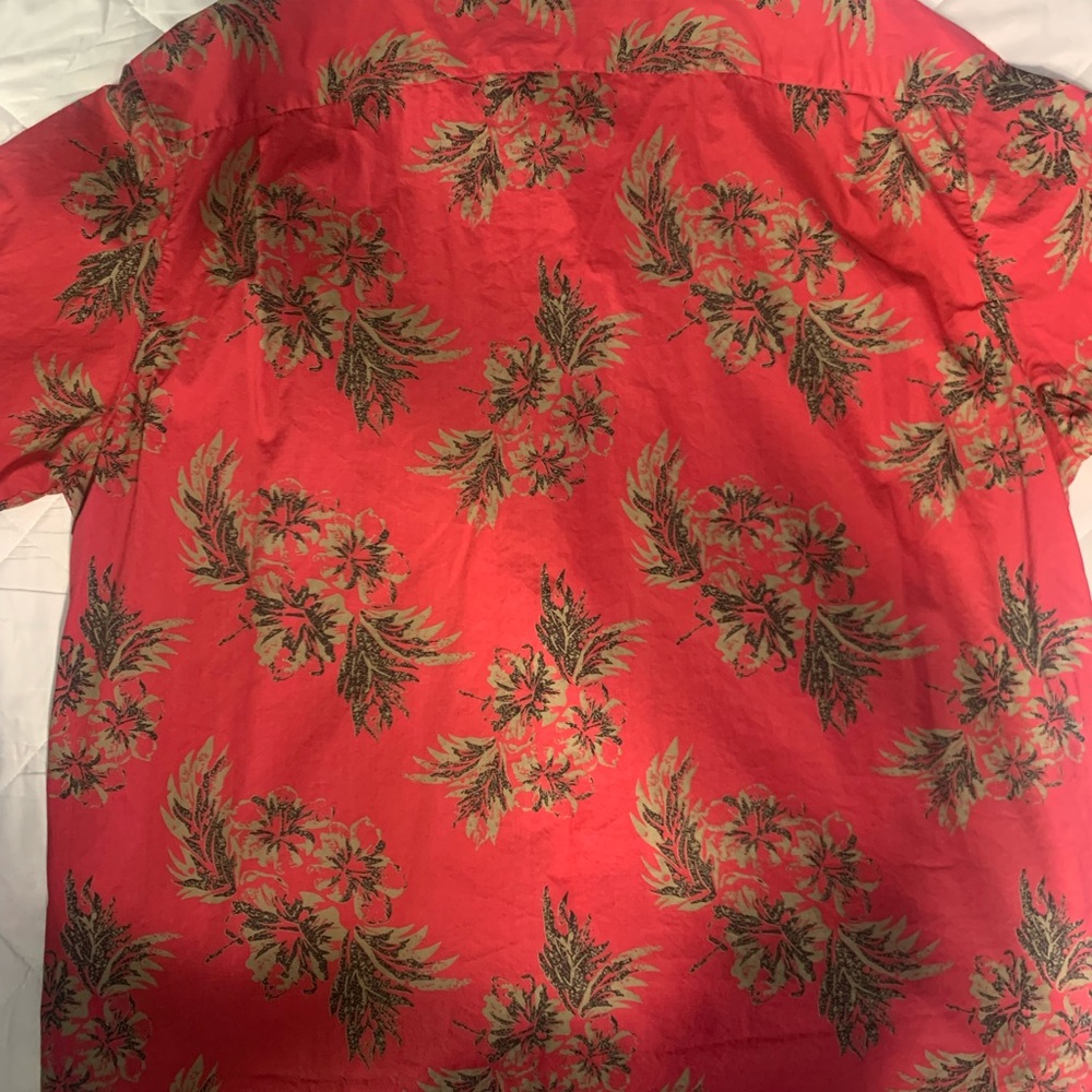 Hawaiian style shirt